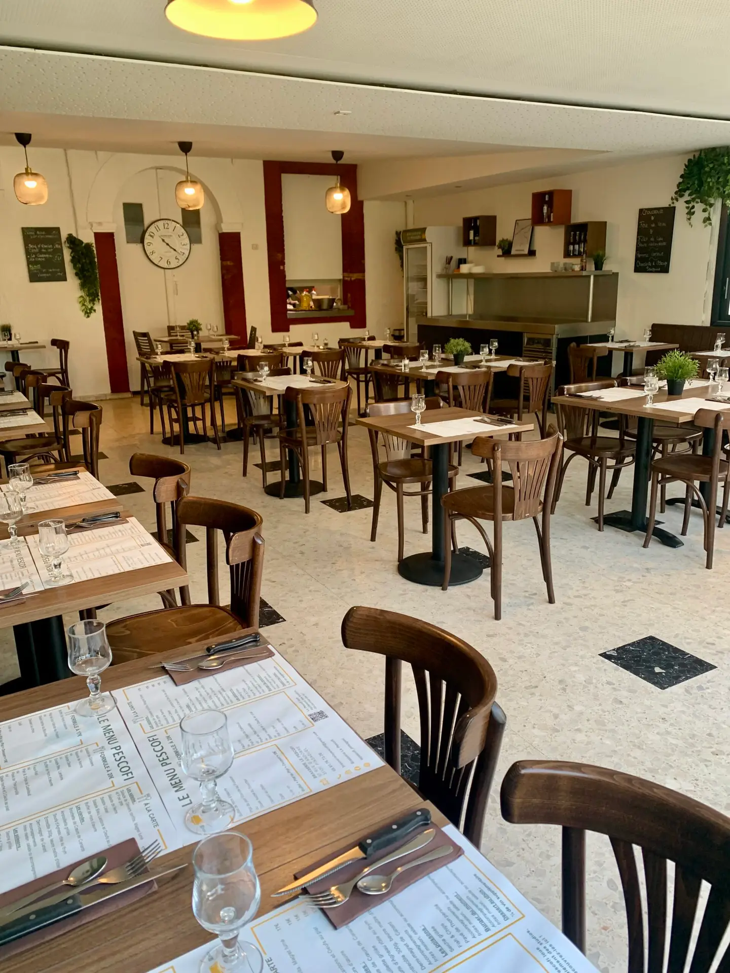 Intérieur restaurant brasserie le Pescofi Pinsaguel
